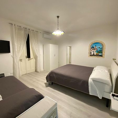 B&B Due Su Due Holiday Vietri Bagian luar foto