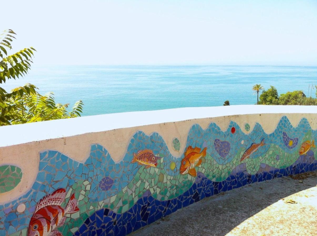 B&B Due Su Due Holiday Vietri Bagian luar foto