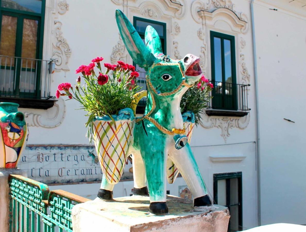 B&B Due Su Due Holiday Vietri Bagian luar foto