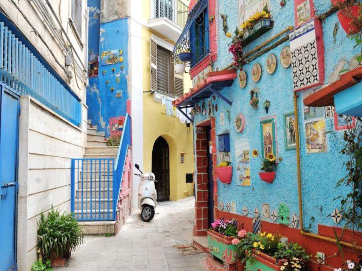 B&B Due Su Due Holiday Vietri Bagian luar foto