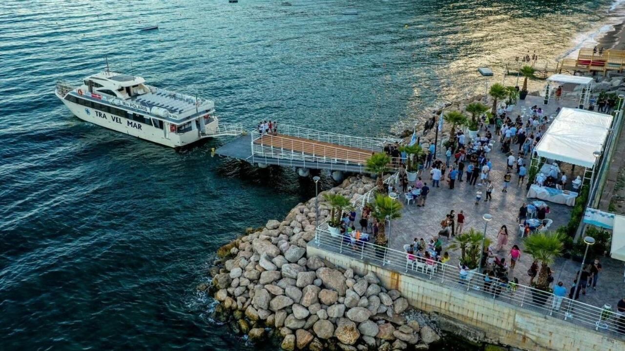B&B Due Su Due Holiday Vietri Bagian luar foto