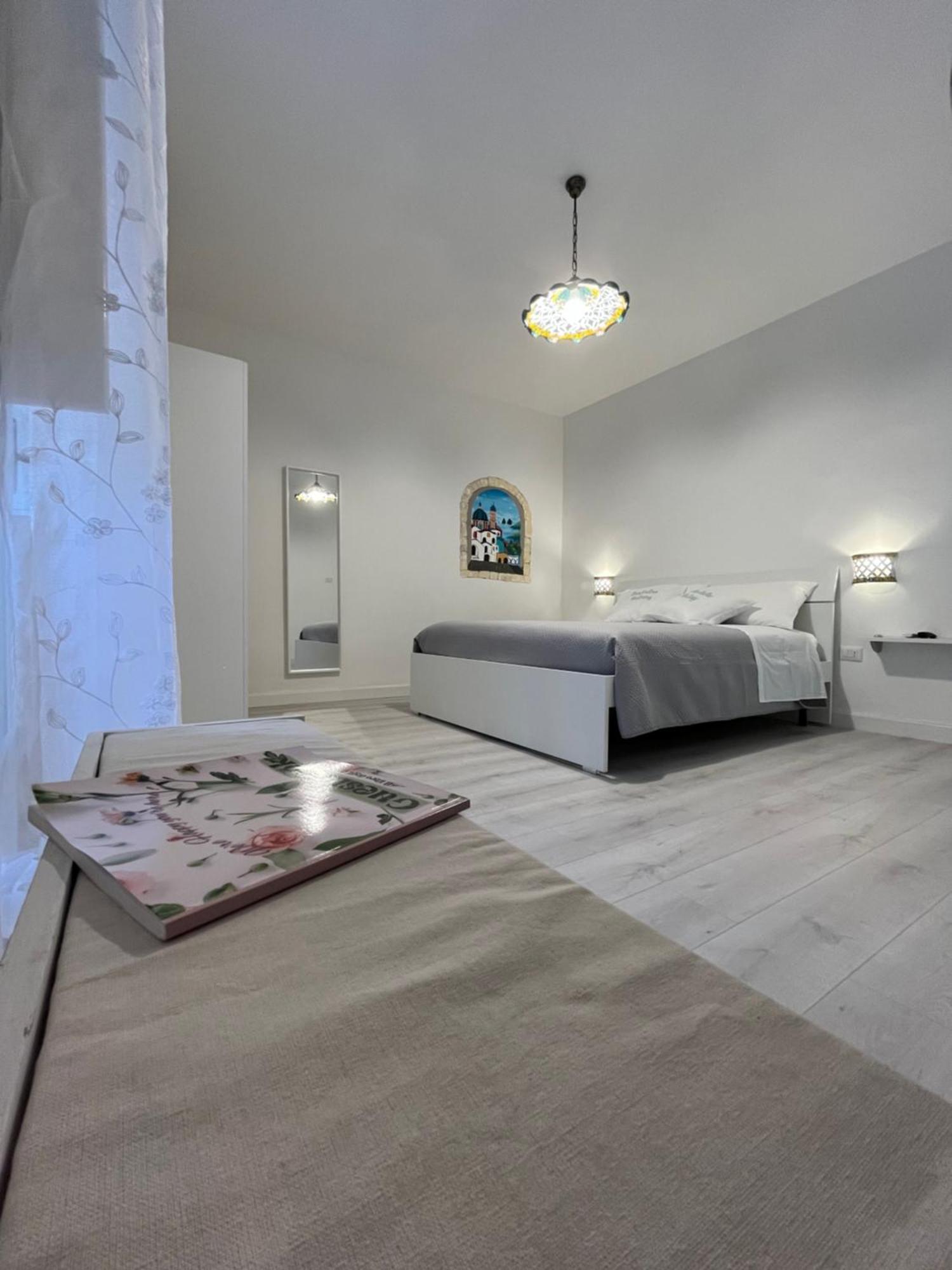 B&B Due Su Due Holiday Vietri Bagian luar foto