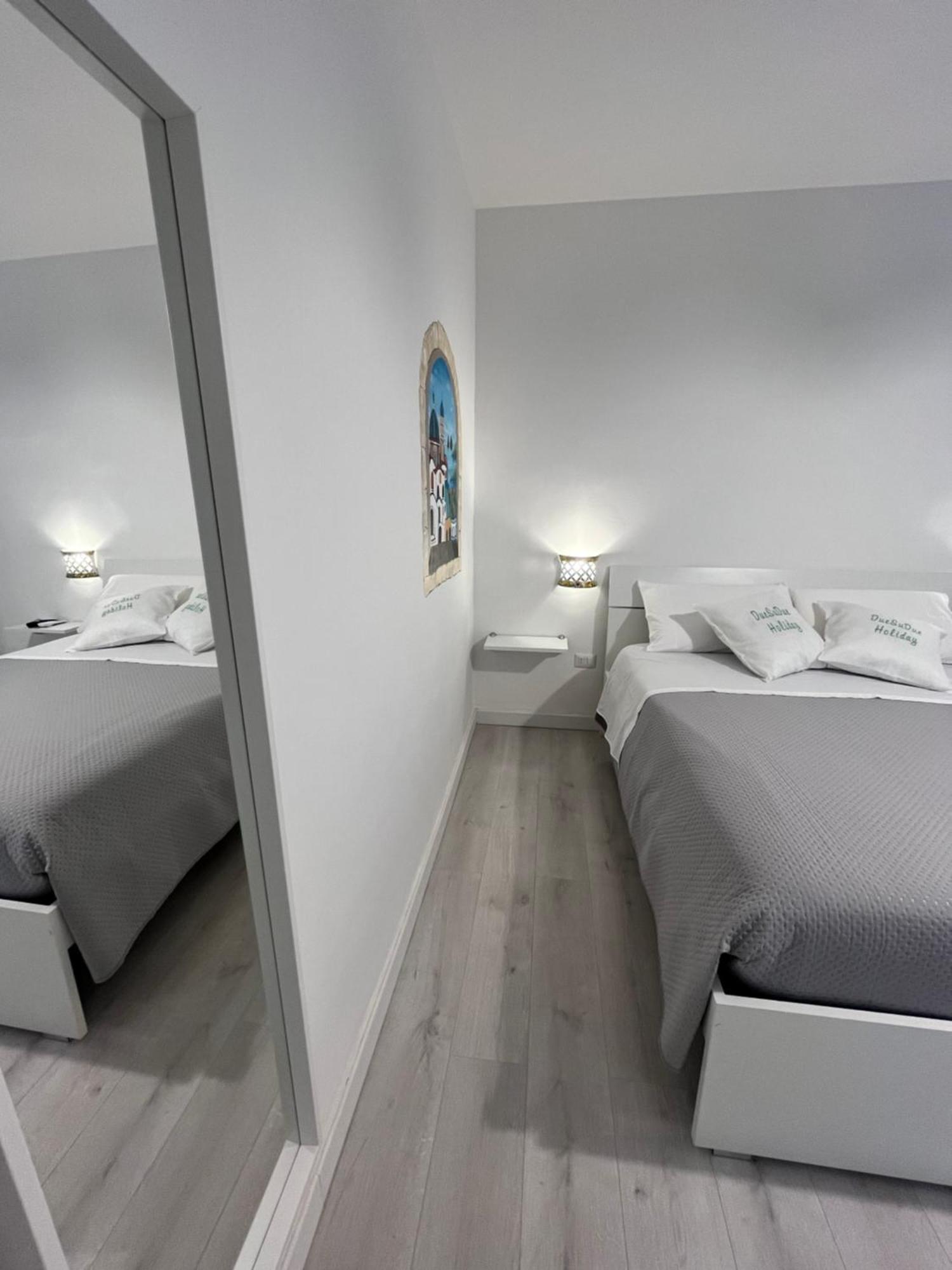 B&B Due Su Due Holiday Vietri Bagian luar foto
