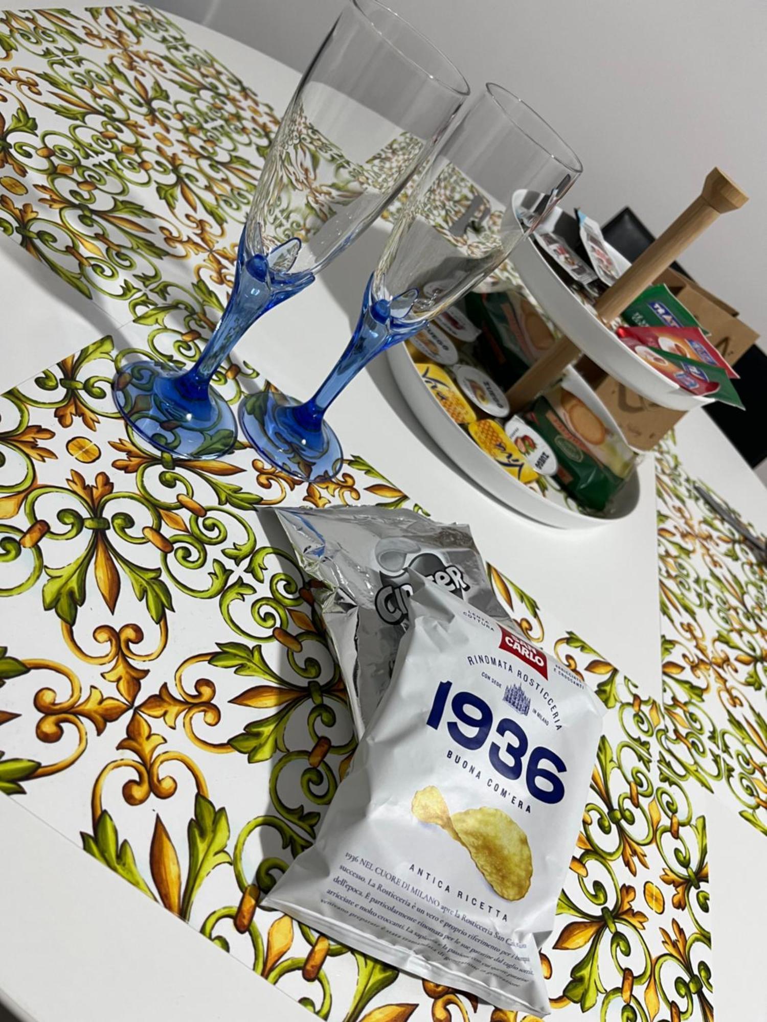 B&B Due Su Due Holiday Vietri Bagian luar foto