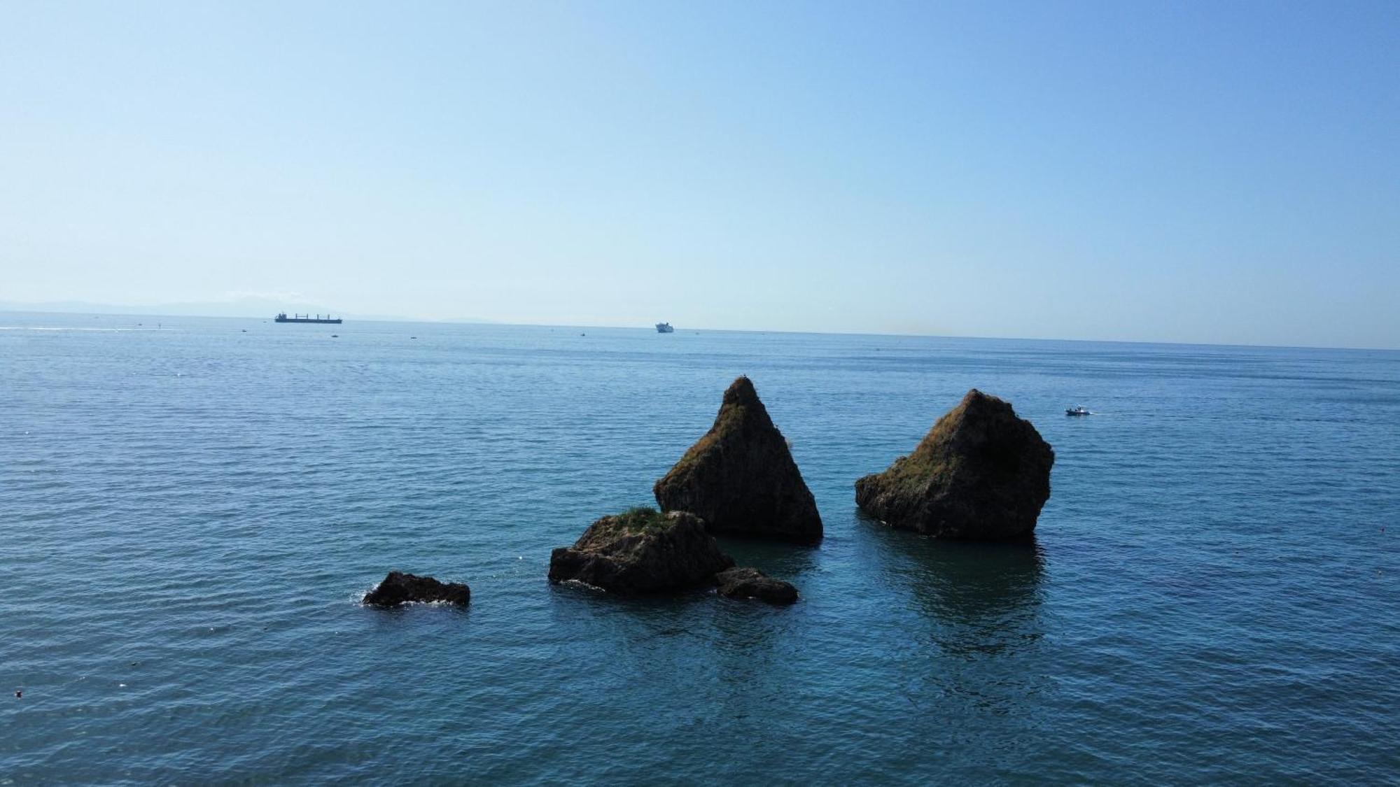 B&B Due Su Due Holiday Vietri Bagian luar foto